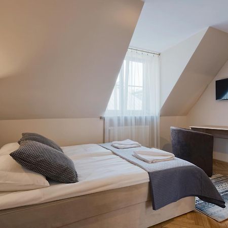 Around Market Square Apartments Krakow Luaran gambar