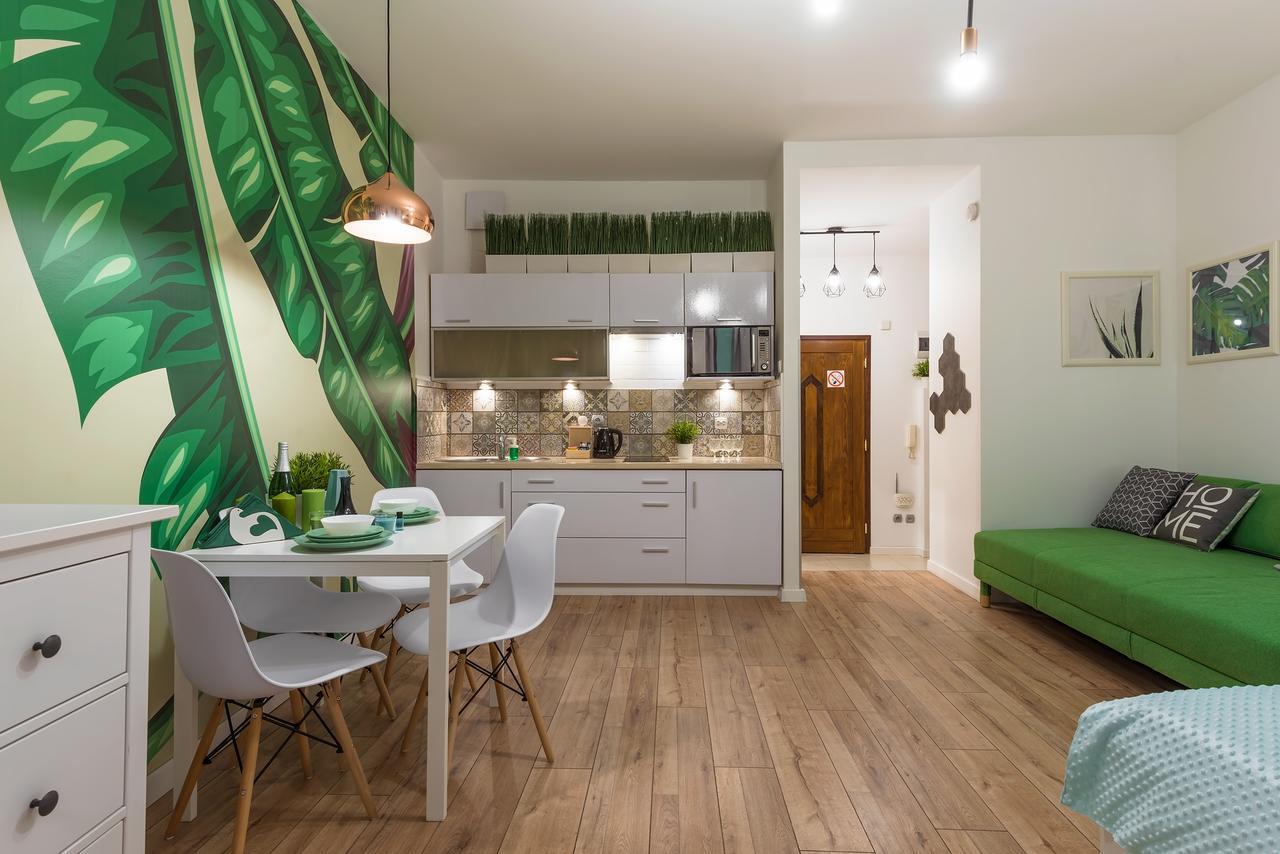 Around Market Square Apartments Krakow Luaran gambar