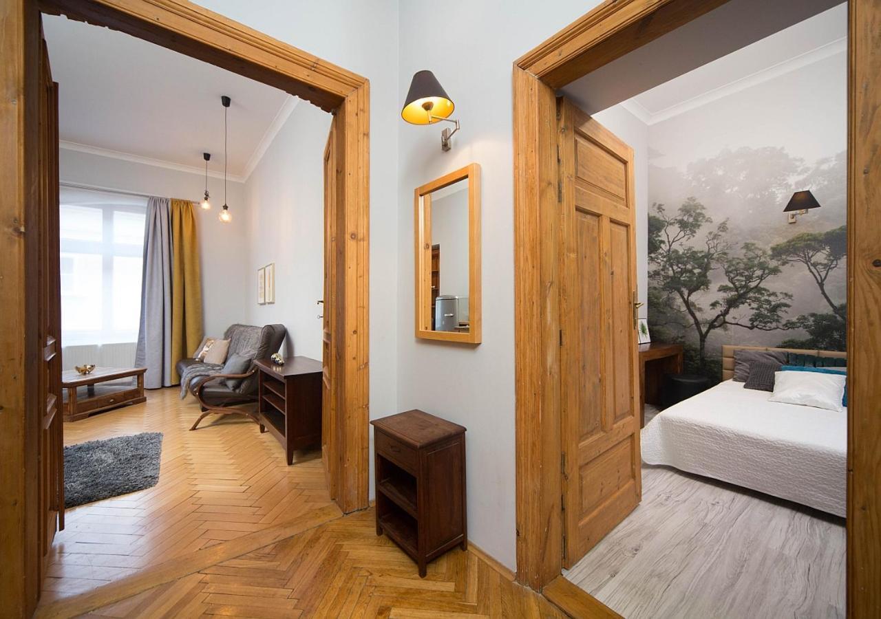 Around Market Square Apartments Krakow Luaran gambar