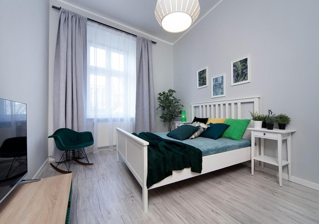 Around Market Square Apartments Krakow Luaran gambar